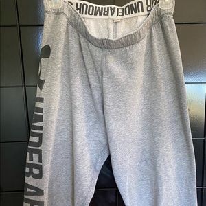 under armour gray sweatpants.